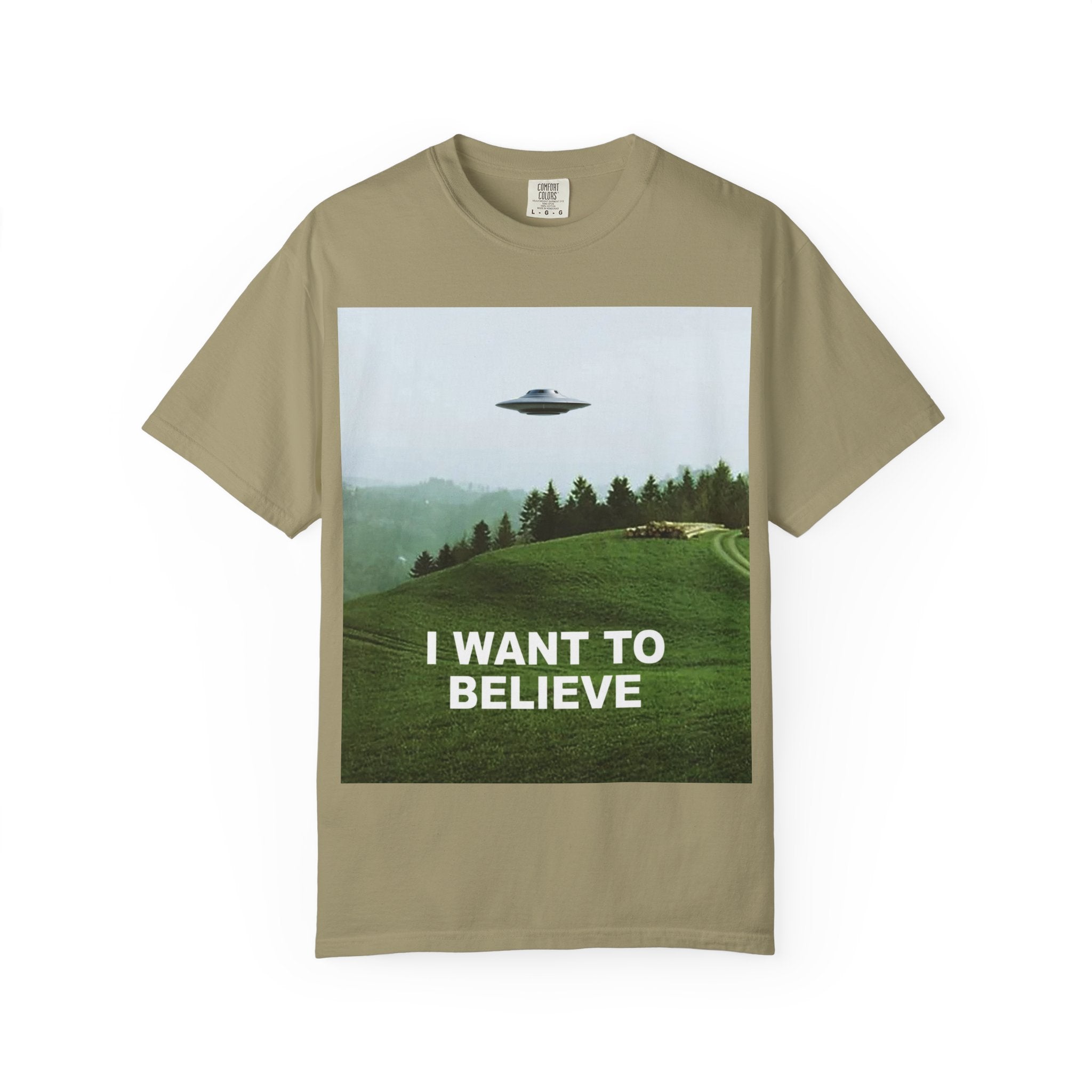"I Want to Believe" — UFO/UAP Graphic T-Shirt